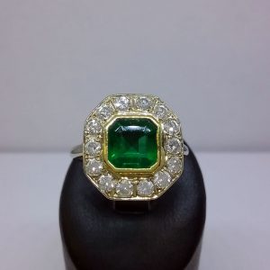 Bague émeraude diamants