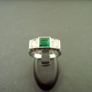 Bijoux anciens bagues et solitaires