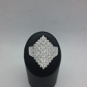 Bague pavage diamants