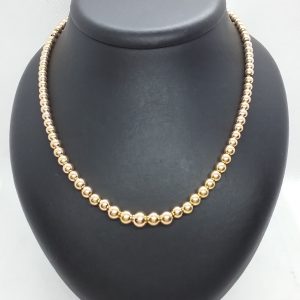 Collier boules or