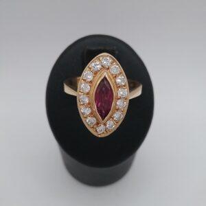 Bague marquise rubis