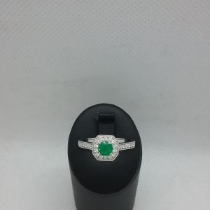 Bague émeraude diamants