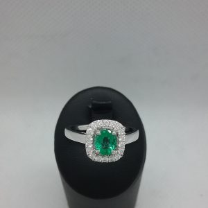 Bague émeraude diamants