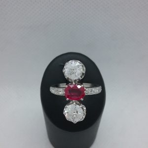 Bague rubis diamants