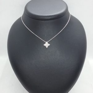 Collier pendentif diamants