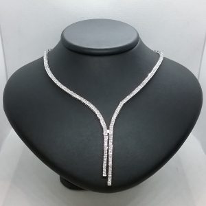 Collier rivière diamants