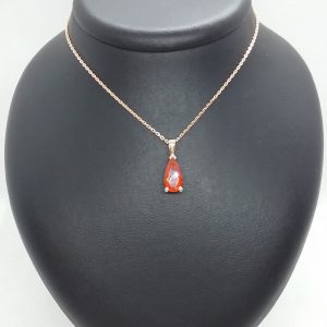 Collier pendentif opale de feu
