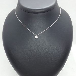 Collier pendentif diamant