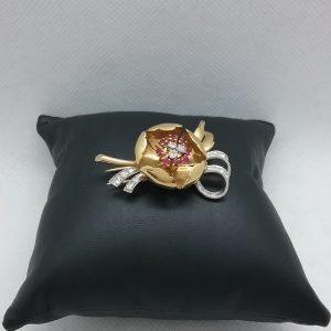 Broche fleur diamants