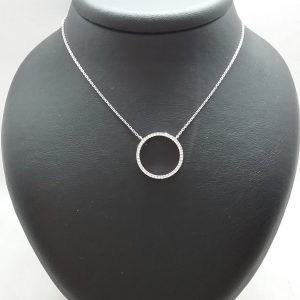Collier cercle diamants
