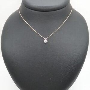 Collier pendentif diamant