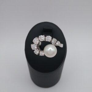 Bague perle et diamants