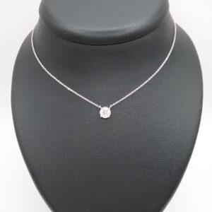 Collier pendentif diamants