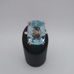 Bague topaze bleue