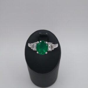 Bague émeraude diamants