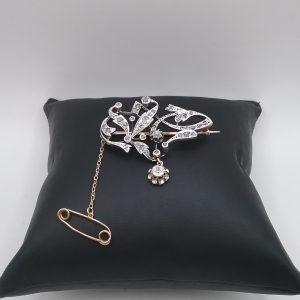 Broche diamants