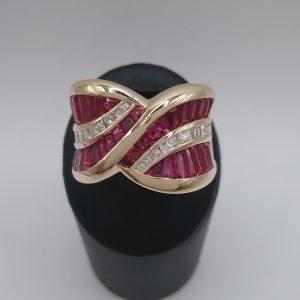 Bague rubis diamants