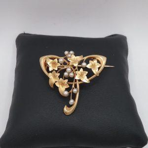 Broche perles